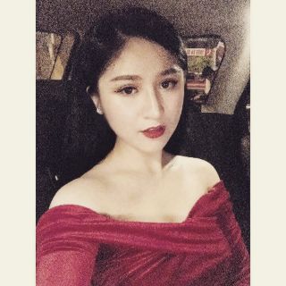 Đầm nhung zara