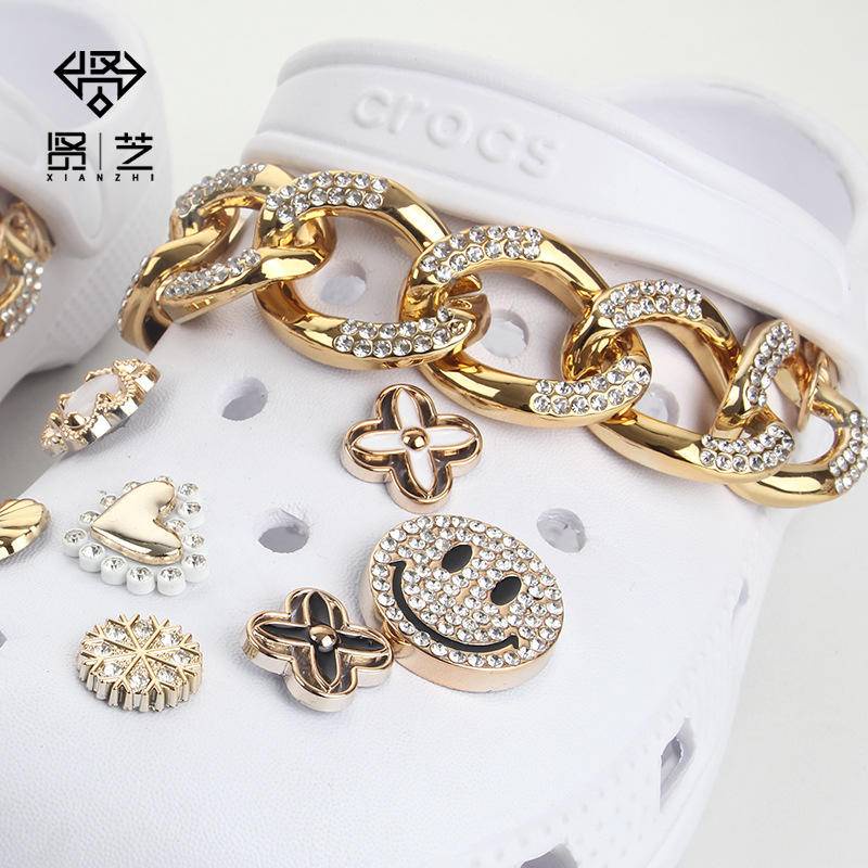 sticker dép crocsPhụ Kiện Mặt Cười Chuyên Dụng Cho Trang Trí Giày