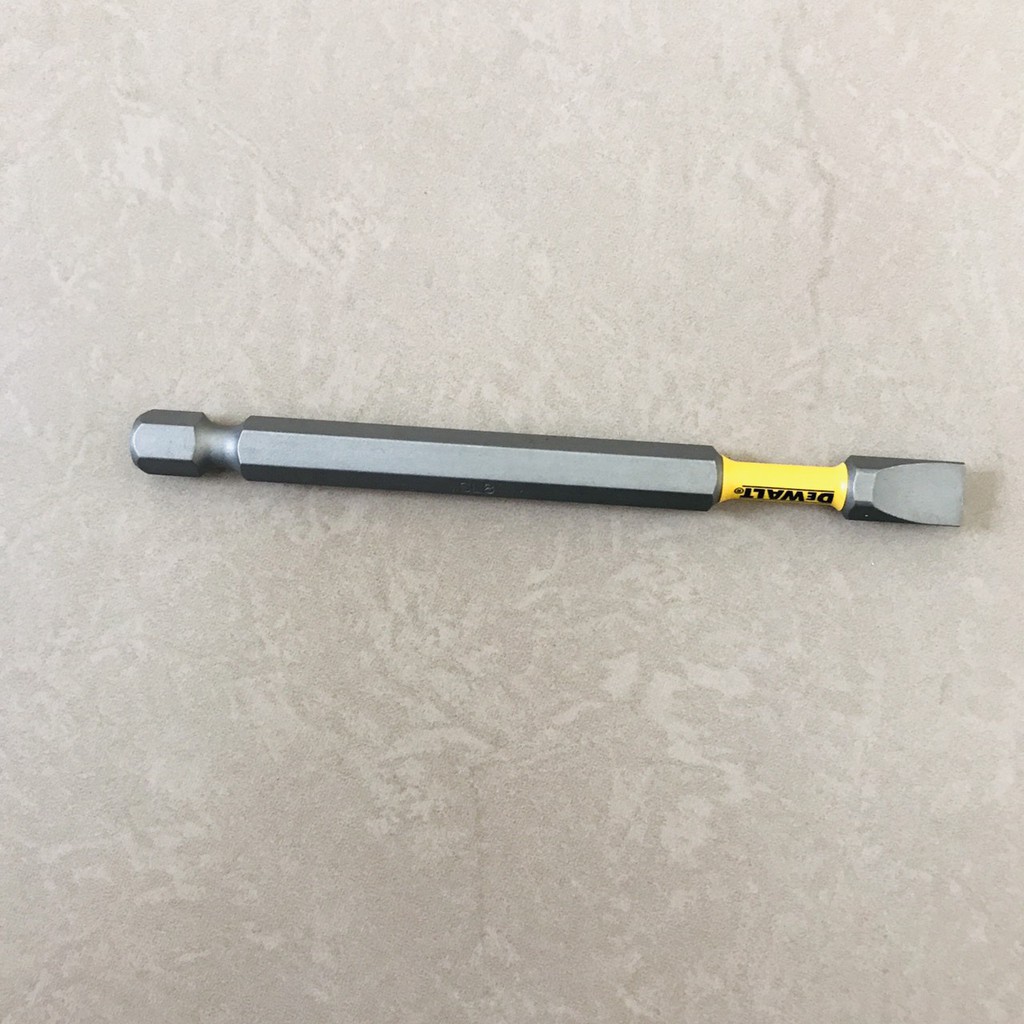 Mũi Vít DWalt đầu dẹt Sl8 - 70mm