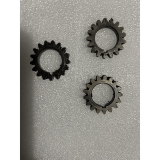 bánh răng bơm nhớt của xe wave,zem,Sym (Hàng cũ tháo xe )