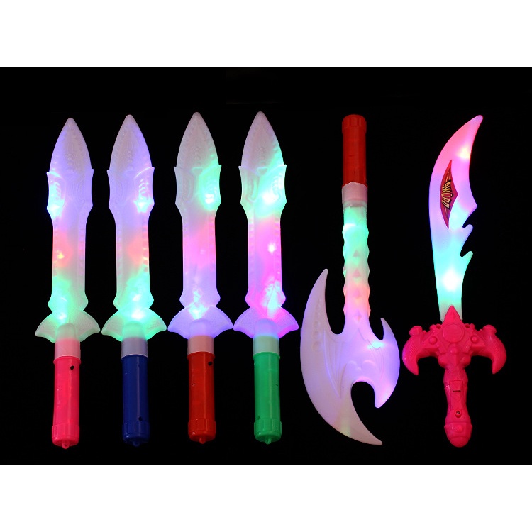 Set 3 Dao Kiếm Nhựa Có Đèn LED Hóa Trang Halloween Cho Bé