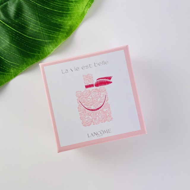 Nước hoa Lancome Lavie Est Belle L'eau De Parfum 4ml