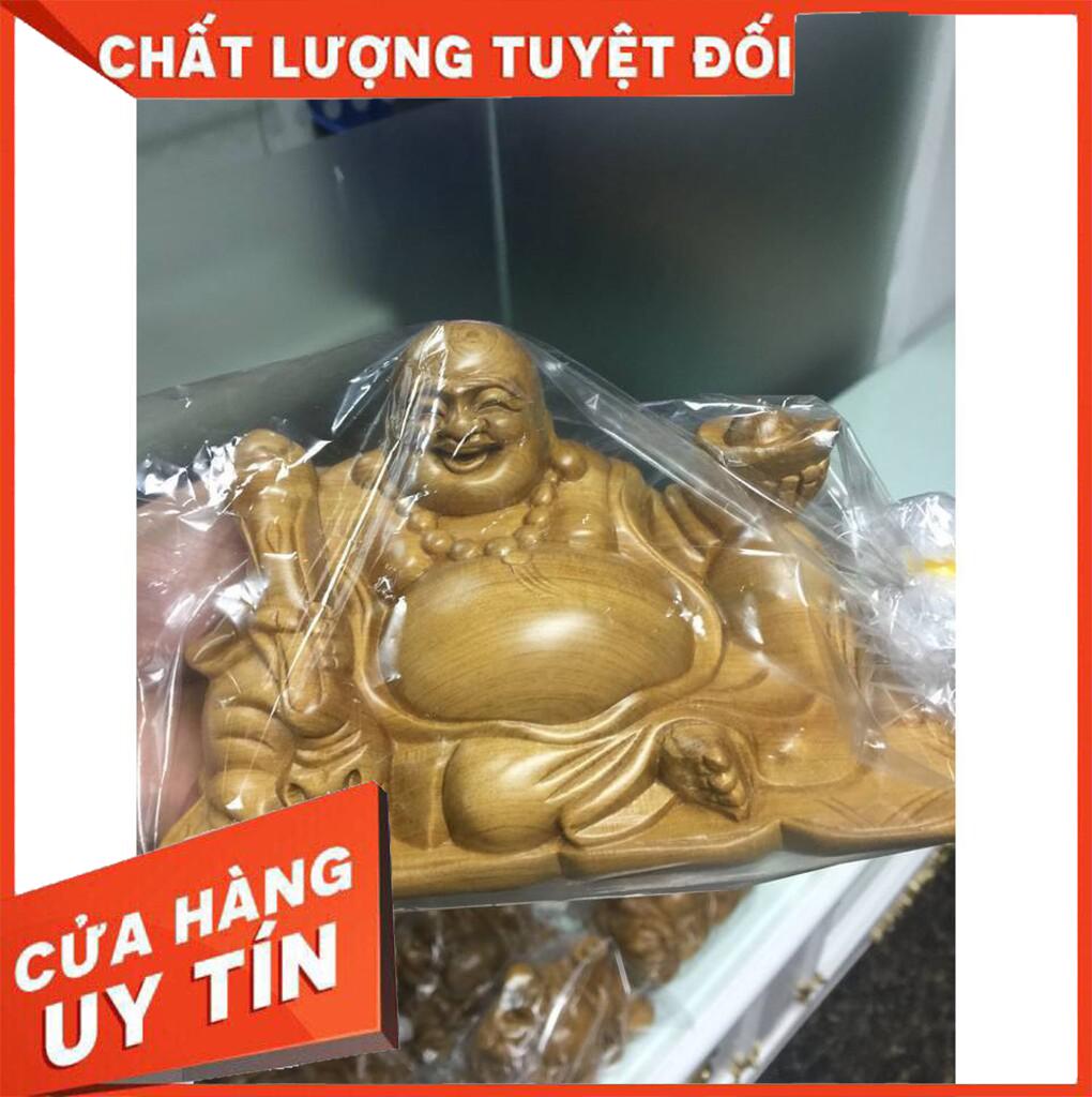 Tượng Phật Di Lặc Gỗ Bách Xanh Để Trên OTO Bàn Làm Việc- tặng vòng đeo tay bằng gỗ bách xanh Hàng loại 1