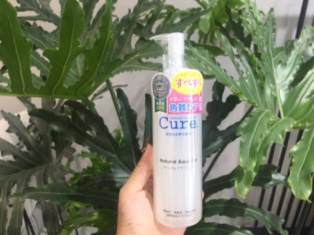 TẨY DA CHẾT CURE NATURAL AQUA GEL