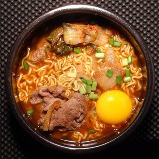 mì cay Shin Hàn Quốc