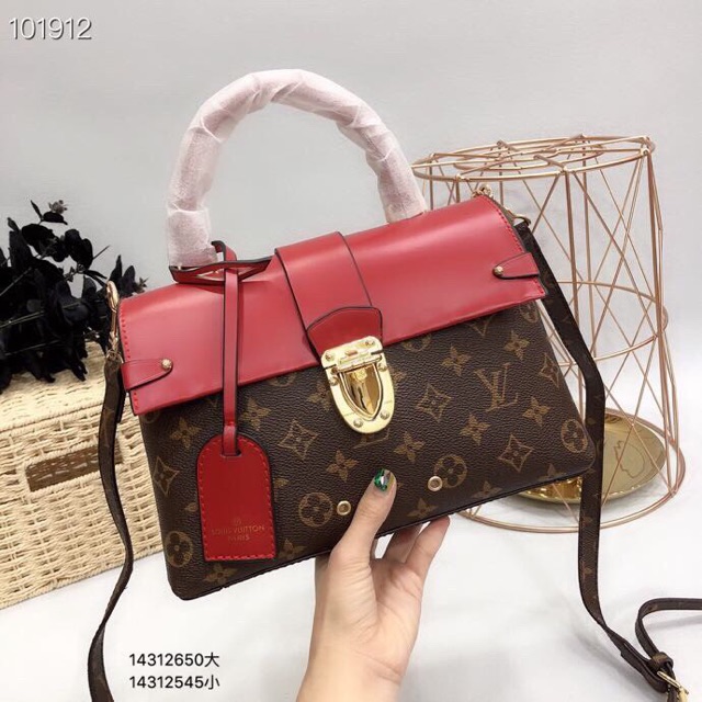 Túi xách LOUISVUITTON Super Sale