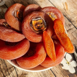 HỒNG SẤY DẺO ,HỒNG TREO GIÓ [  Hộp 1ki ] hương vị Đà Lạt