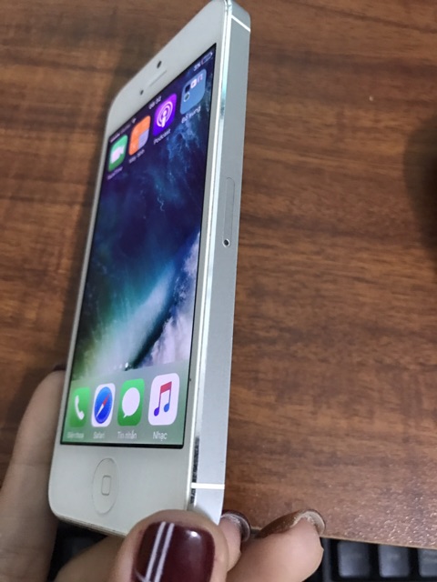 Điện thoại iPhone 5 và iPhone 5S - 32GB/16GB - Thanh lý giá rẻ | BigBuy360 - bigbuy360.vn
