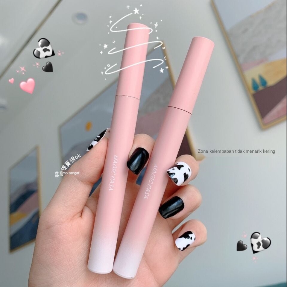 Son Môi Dưỡng Ẩm Chống Nước Chống Mồ Hôi Lâu Phai Thay Đổi Màu Sắc Độc Đáo