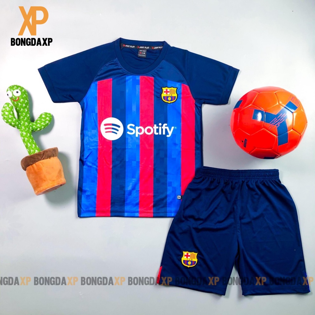 Quần áo bóng đá trẻ em, đồ đá banh cho bé Barce Mới Siêu cưng Vải thun lạnh cao cấp