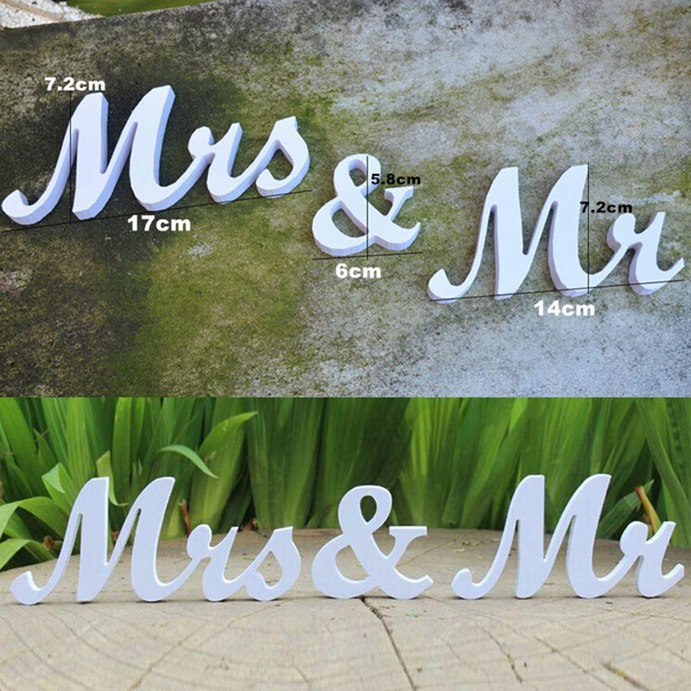 Bảng Gỗ Trang Trí Đám Cưới Màu Trắng