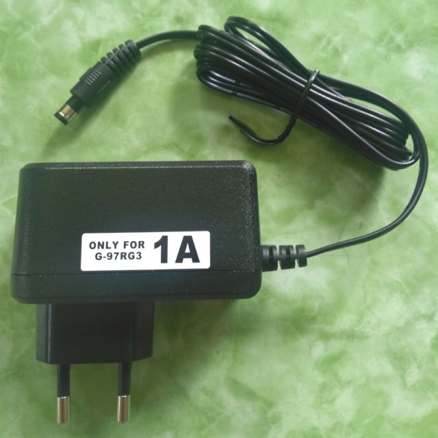 Adapter 12v 1A