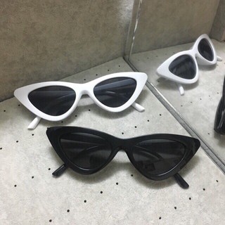 Kính mát nữ xinh xắn