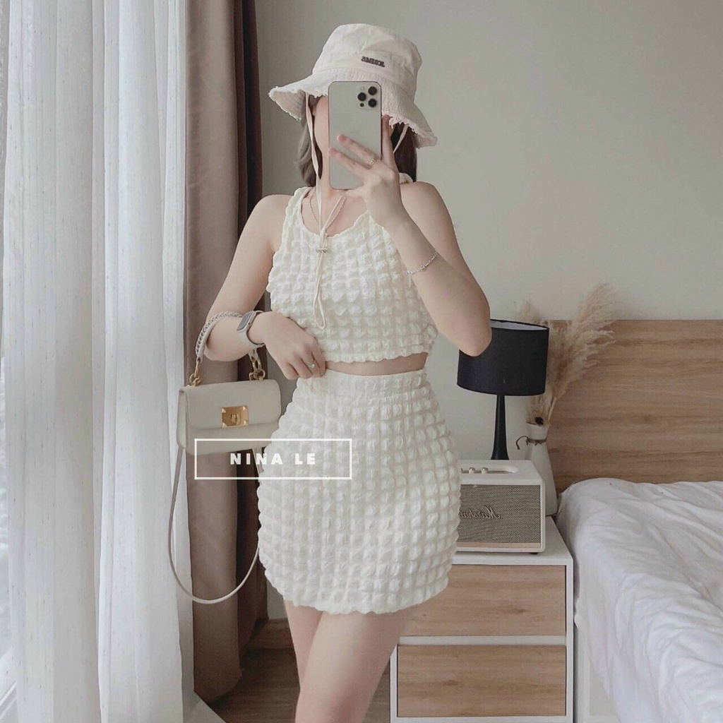 Set đồ nữ đi chơi cá tính, đồ bộ nữ dê thương với áo croptop 3 lỗ kèm chân váy ôm tôn dáng chất vải xốp lụa