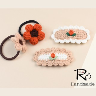 Combo phụ kiện tóc hàng ngày cực kì tiện lợi với 2 cột tóc len Handmade bông hoa năm cánh + 2 kẹp tóc mái chắc chắn
