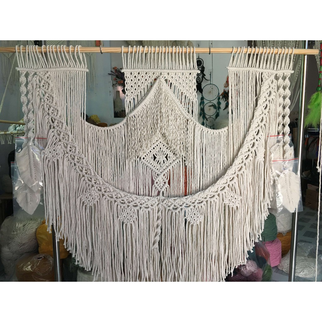 Rèm macrame kích thước 1m2x1m giá 950k Chất liệu 100% cotton kèm thanh gỗ treo