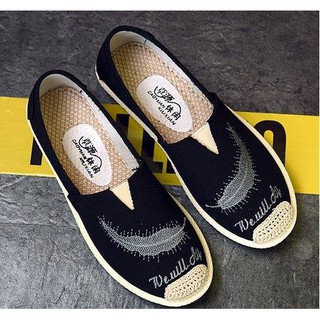 Giày Slip on lá