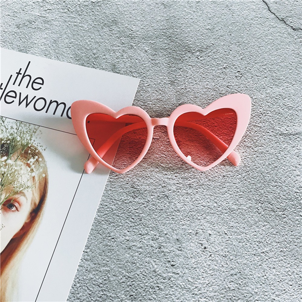 Kính Mát Hình Trái Tim Thời Trang Cho Nữ