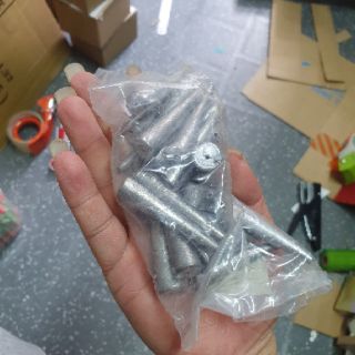Chì câu cá nhọn xuyên tâm