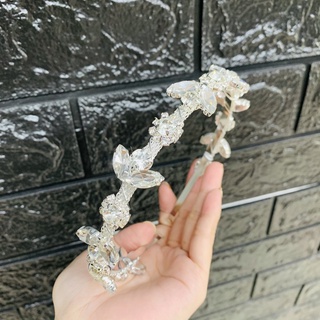 [Phụ kiện cô dâu] Cài đá trắng