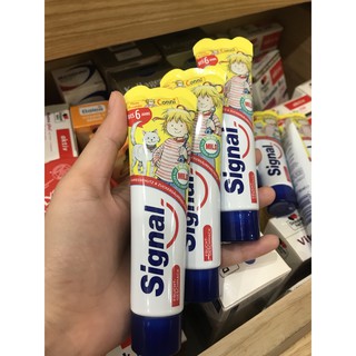 Kem đánh răng Signal cho bé