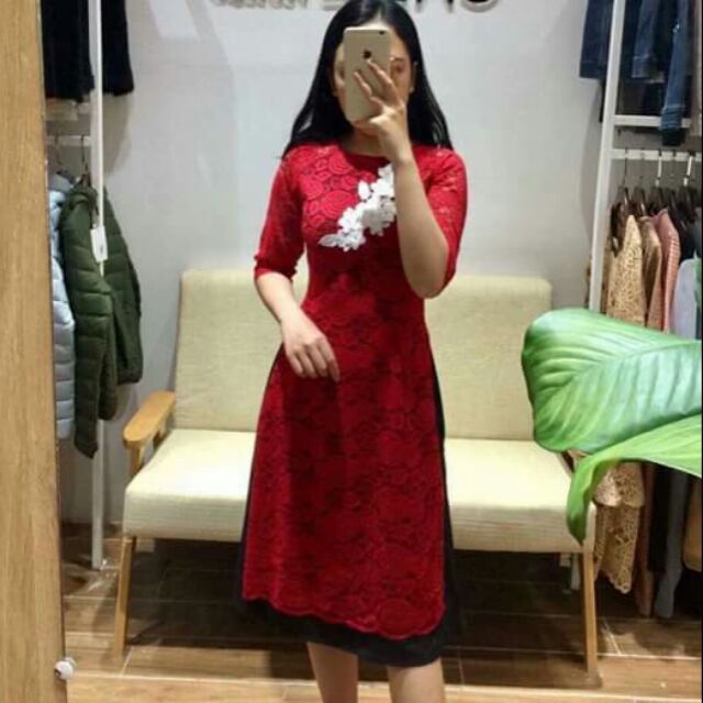 Áo dài ren liền chân váy