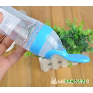 Bình ăn dặm cho bé yêu