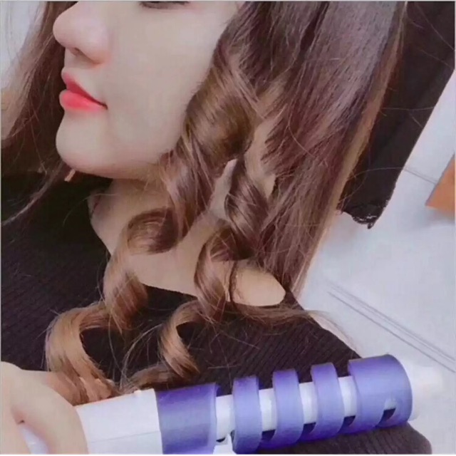 Lược Điện Uốn Xoắn Theo Lọn Cực Đẹp