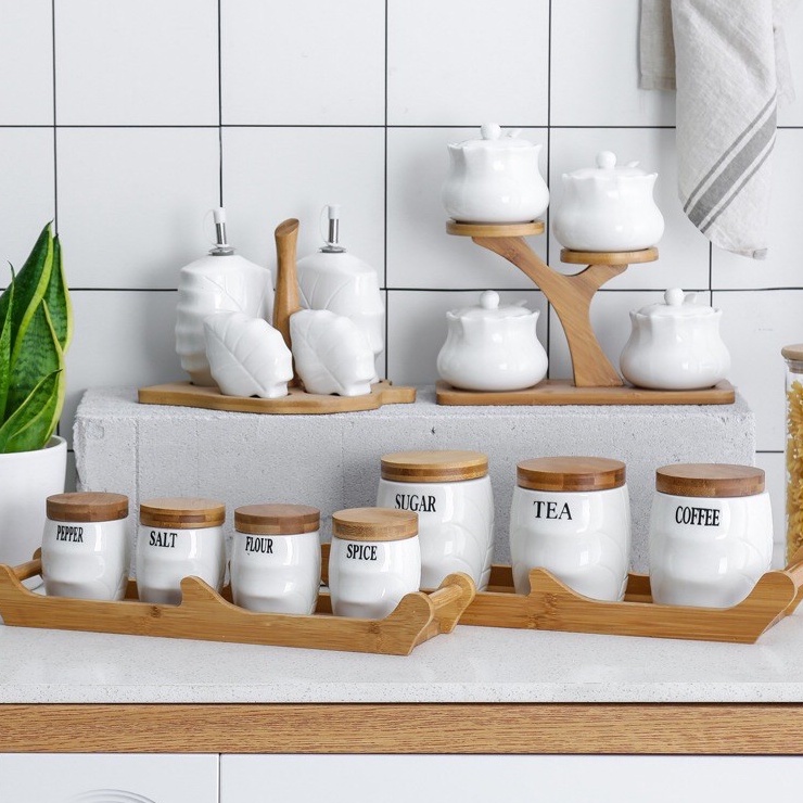 Sét 4 hũ đựng gia vị Sứ nắp gỗ kèm Khay gỗ tre, Hàng xuất châu Âu