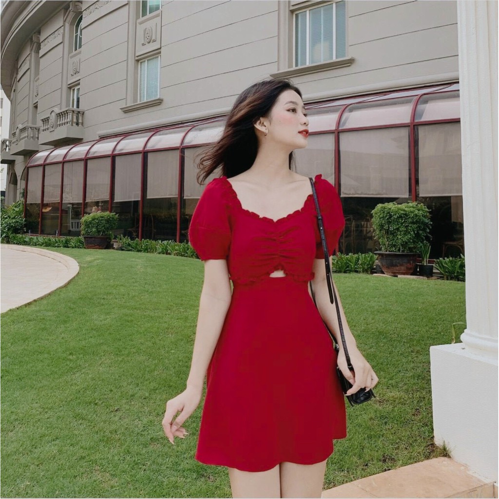 [Mã SKAMA06 giảm 8% tối đa 50K đơn 250K] Đầm Cut Out Nhún Ngực Cực xinh | BigBuy360 - bigbuy360.vn