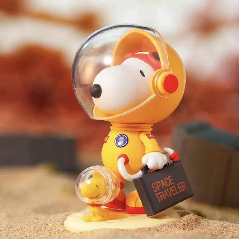 Mô hình SNOOPY Space Exploration Series phiên bản du hành vũ trụ Pop Mart