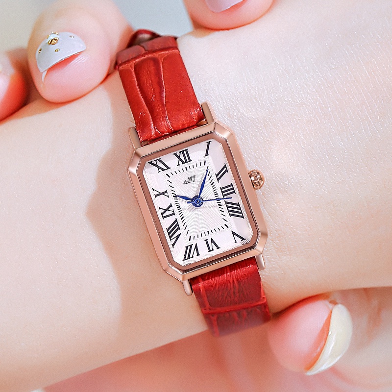 Đồng hồ quartz nữ dây da phong cách cổ điển
