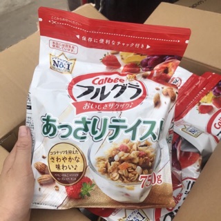 Ngũ cốc Calbee Nhật màu Đỏ 750g
