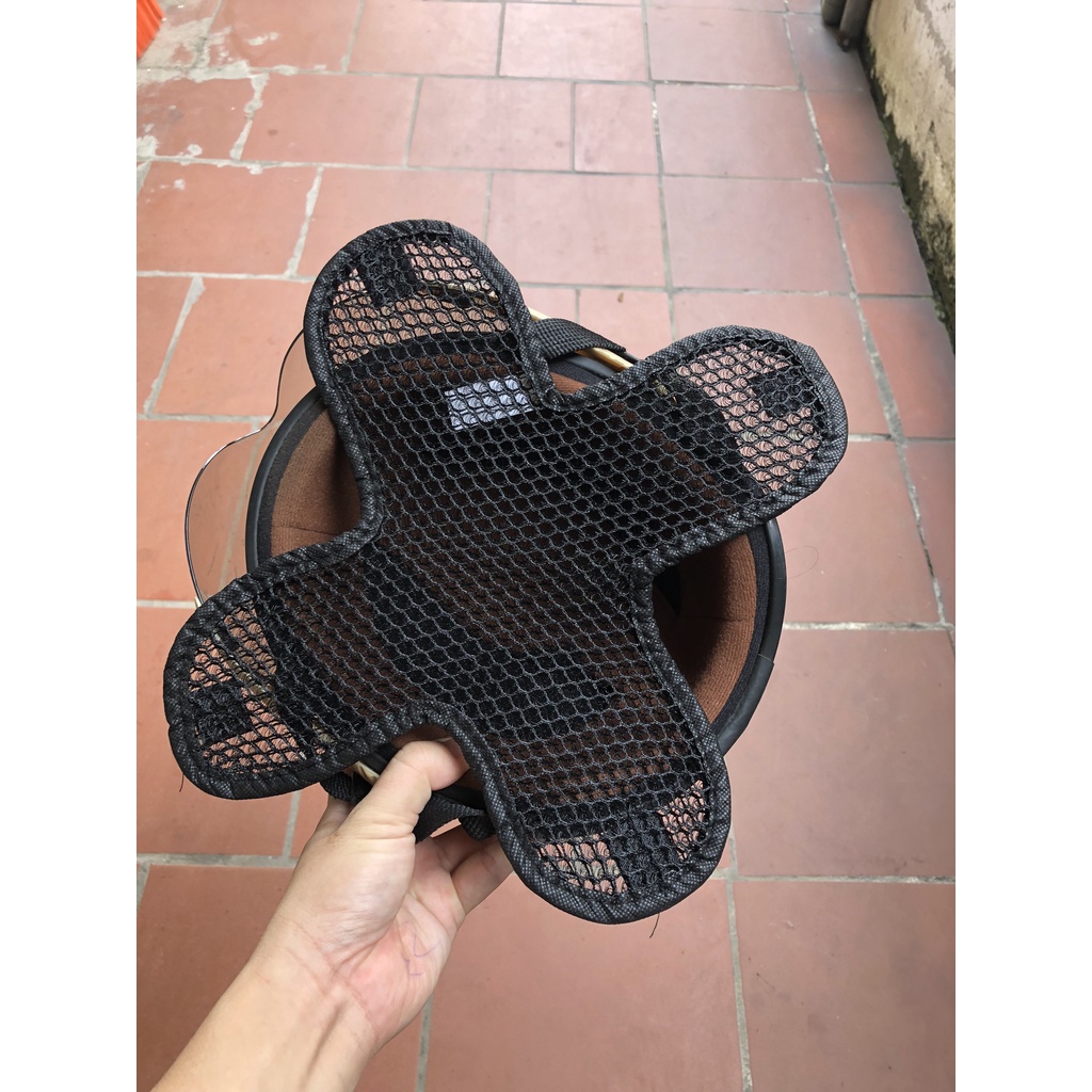 Lót mũ bảo hiểm thông thoáng cho đầu tóc, giặt giũ dễ dàng