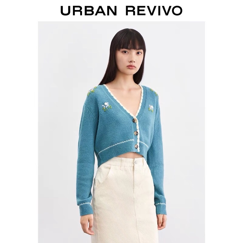 Áo len xanh Urban Revivo