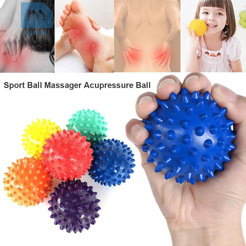 Bóng massage có gai chất liệu PVC giúp giảm đau và giãn cơ sau khi chơi thể thao tập luyện