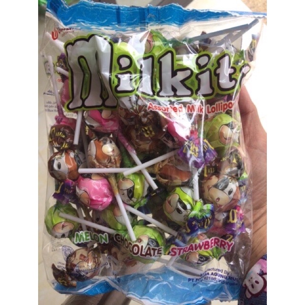 Kẹo Mút Sữa Miikita 50 que/gói