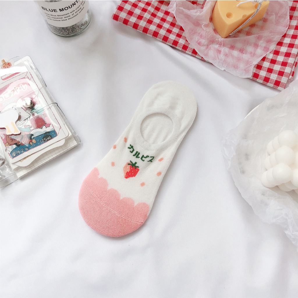 Vớ Hình Quả Dâu Tây Dễ Thương Dành Cho Nữ