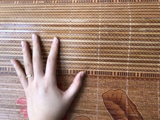 Chiếu trúc tăm vân gỗ hoa đế lụa