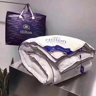 Chăn lông vũ Hilton cao cấp
