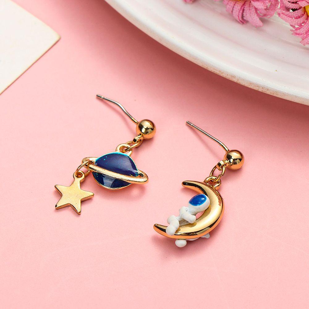 Bông Tai Xỏ Lỗ Hình Phi Hành Gia 3D Dành Cho Nữ