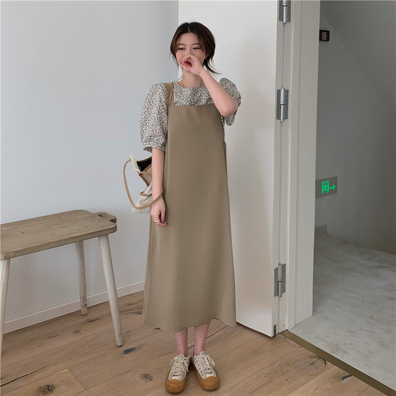 Set váy hai dây dáng suông rộng dài qua gối kèm áo kiểu bánh bèo nữ hoa nhí tay ngắn | BigBuy360 - bigbuy360.vn