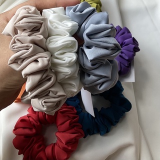 Buộc tóc S - SCRUNCHIES by HENDE studies vải lụa satin cao cấp