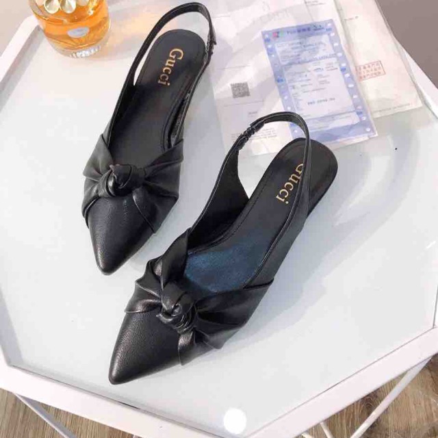 Giầy bệt xoắn nơ