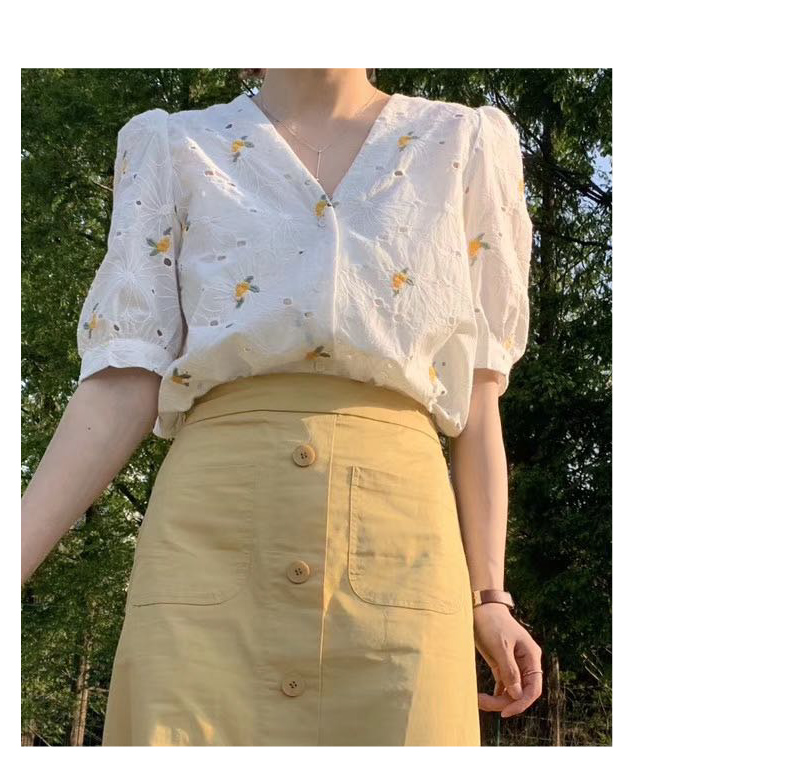 Áo Sơ Mi Ngắn Tay Cổ Chữ V Thêu Họa Tiết Xinh Xắn Dành Cho Nữ 42453