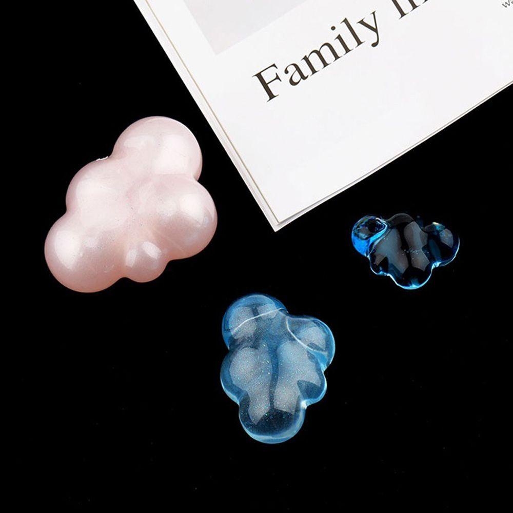 Khuôn Làm Bánh Hình Đám Mây Bằng Nhựa Màu Ngà