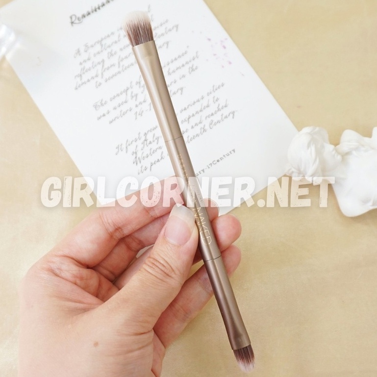 Cọ Urban Decay mắt 2 đầu