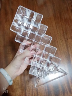 Khay đựng son hình tháp