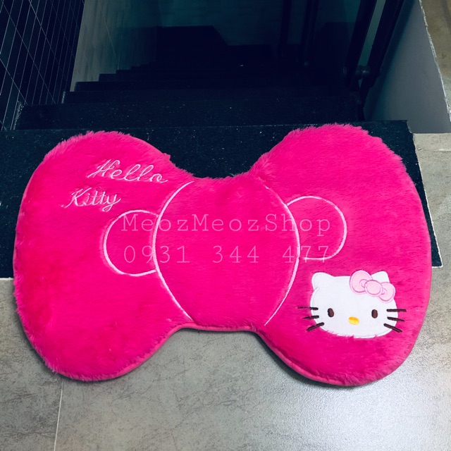 Thảm dậm chân Kitty nơ