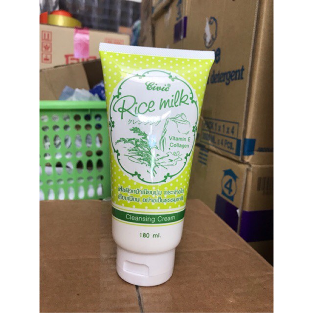 Sữa rửa mặt gạo thái lan